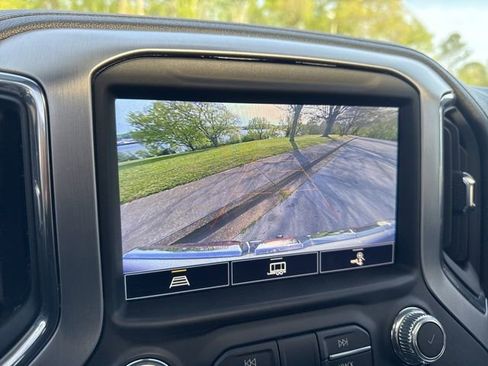 Used 2022 GMC Sierra 1500 SLT w/ SLT Premium Plus Package image 19