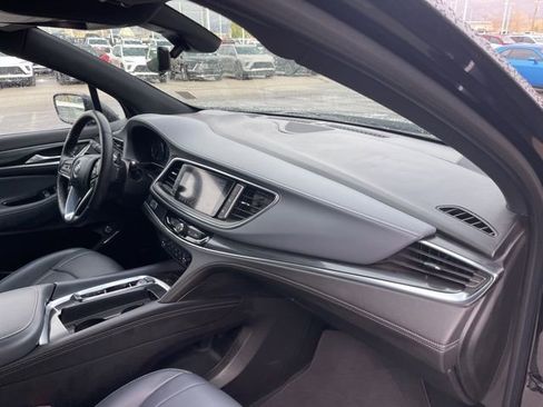 Certified 2023 Buick Enclave Premium w/ Experience Buick Package image 21