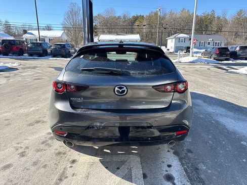New 2026 MAZDA MAZDA3 Hatchback w/Premium Plus Pkg image 5