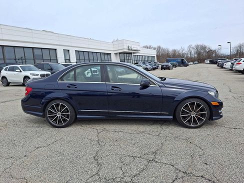Used 2014 Mercedes-Benz C 300 Sport image 7