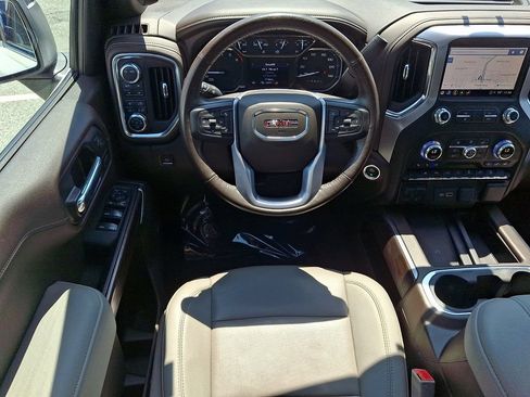 Certified 2022 GMC Sierra 1500 SLT w/ SLT Premium Plus Package AWD/4WD image 11