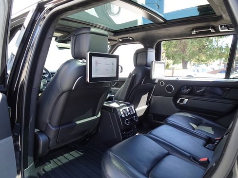 Used 2018 Land Rover Range Rover Long Wheelbase Autobiography AWD/4WD image 13