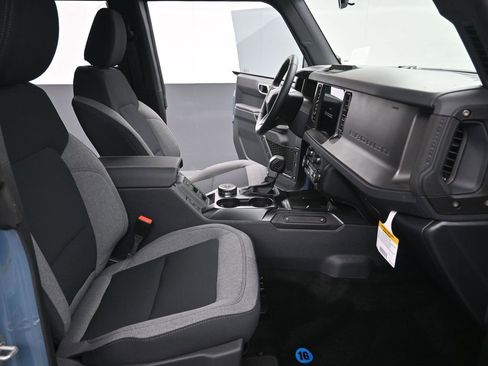 New 2025 Ford Bronco Big Bend image 24