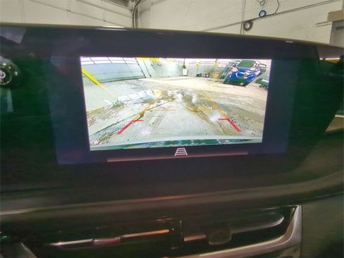 Used 2024 Buick Envista Sport Touring w/ Convenience I Package image 14