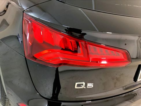 Used 2019 Audi Q5 2.0T Premium image 28