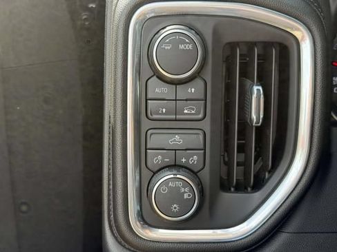 Used 2021 Chevrolet Silverado 1500 LT w/ Convenience Package II AWD/4WD image 18
