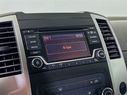 Used 2018 Nissan Frontier SV image 28