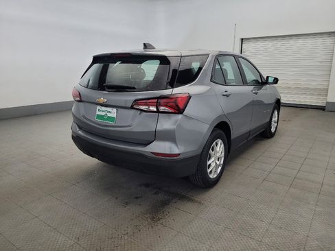 Used 2023 Chevrolet Equinox LS AWD/4WD image 9