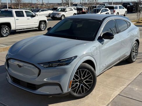 New 2025 Ford Mustang Mach-E Premium image 6