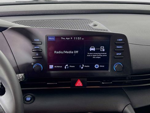 Used 2025 Hyundai Elantra Sport image 14