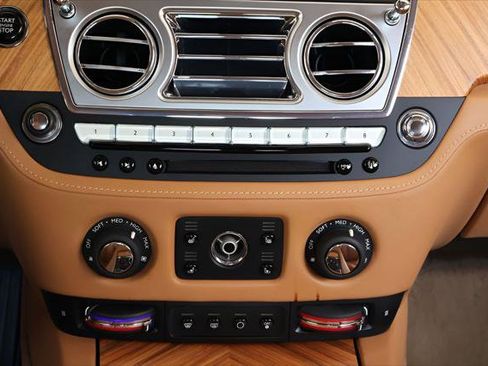 Certified 2016 Rolls-Royce Wraith RWD image 30