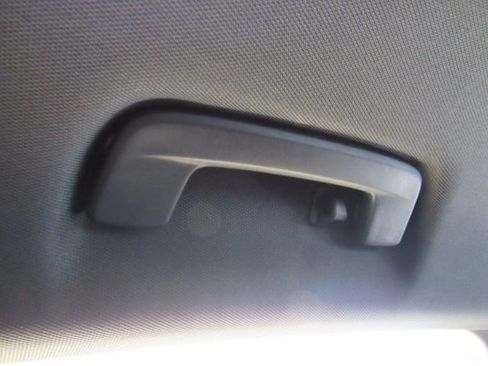 Used 2023 Audi e-tron S Premium Plus w/ Black Optic Package image 35