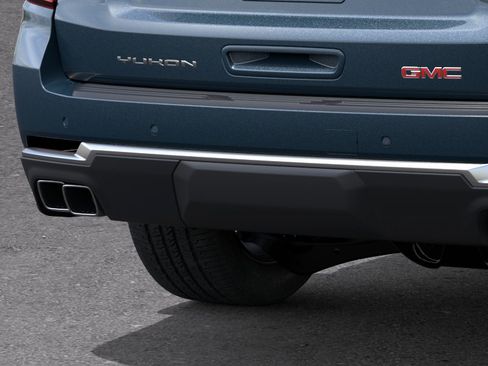 New 2026 GMC Yukon Denali w/ Denali Reserve Package AWD/4WD image 14