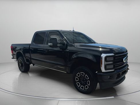 New 2025 Ford F250 Platinum image 3