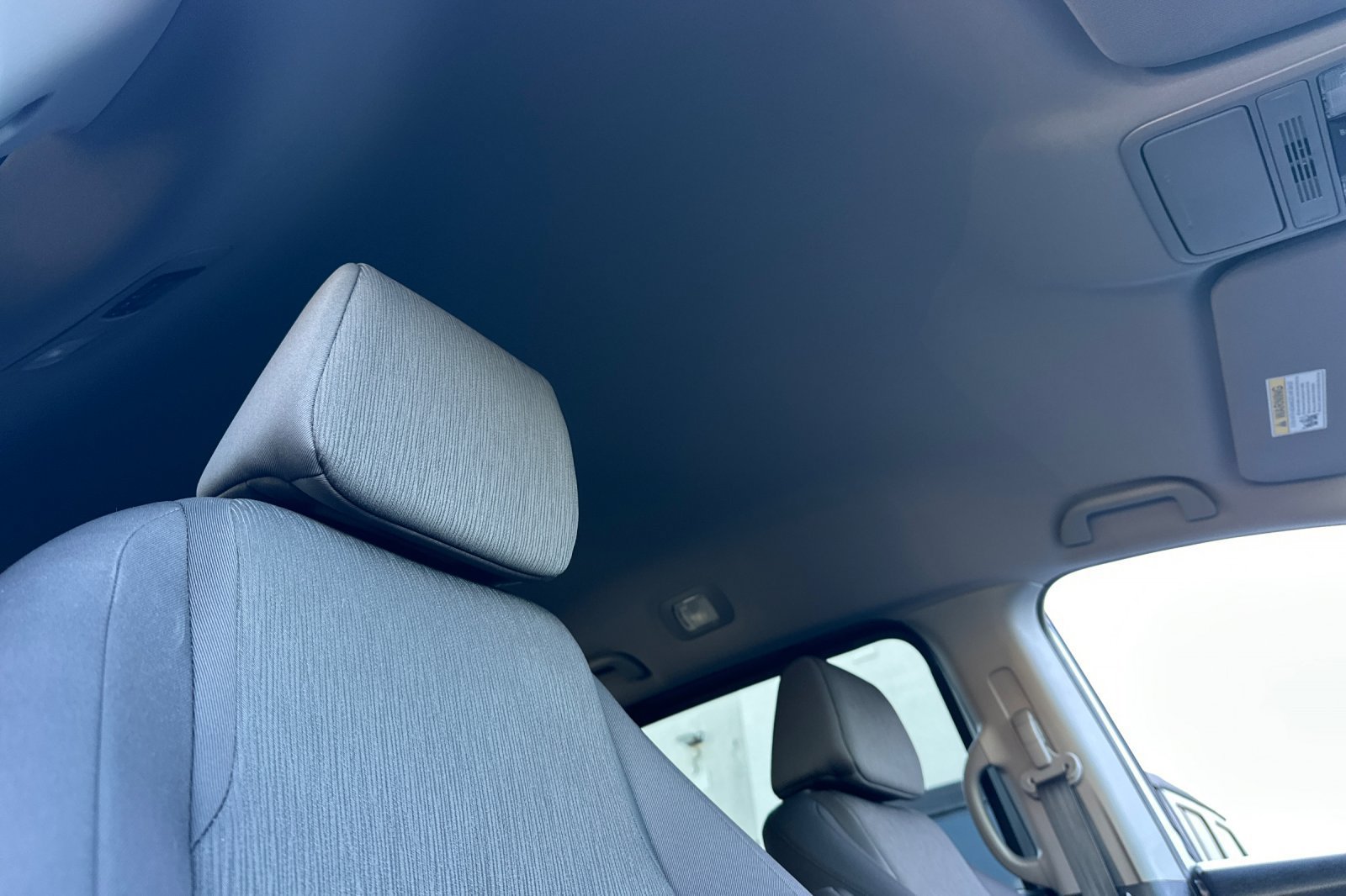 Used 2024 Honda Odyssey EX image 17
