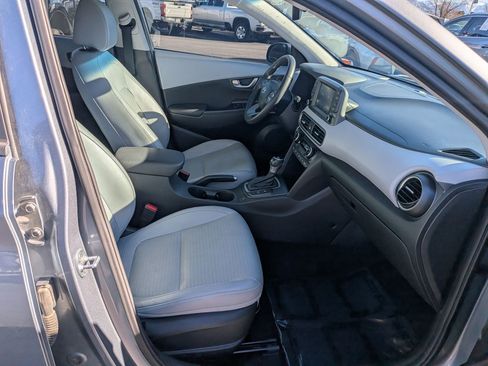 Used 2018 Hyundai Kona Limited image 32