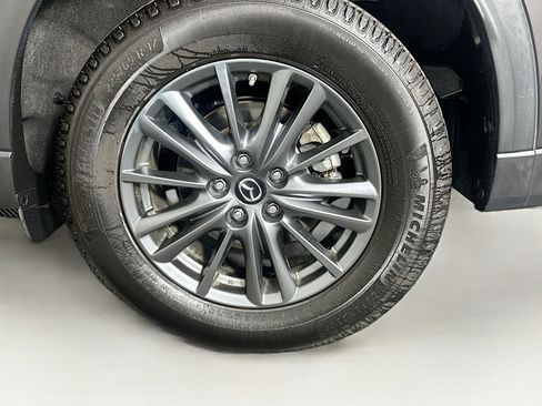 Used 2019 MAZDA CX-5 Touring image 11