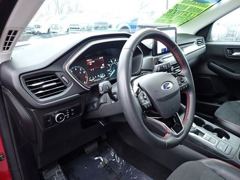 Certified 2022 Ford Escape SEL w/ SEL Stealth AWD Package image 16