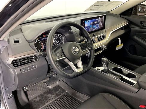 New 2026 Nissan Altima 2.5 SV w/ SV Special Edition Package FWD image 8