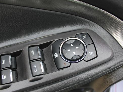 Used 2015 Ford Explorer XLT w/ Equipment Group 202A image 29