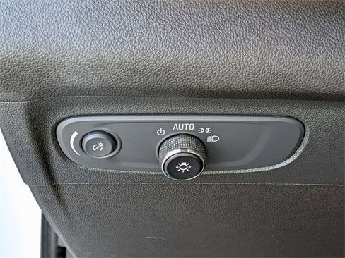 Used 2022 Buick Envision Preferred image 17