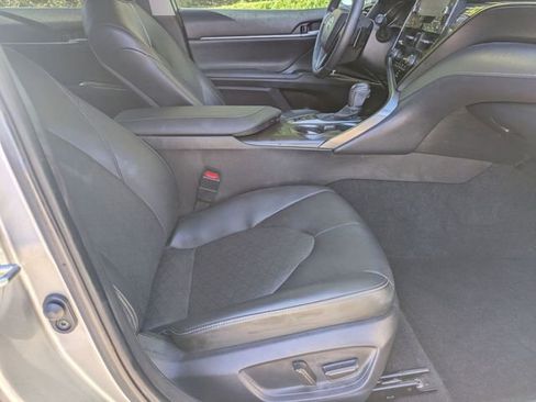 Used 2022 Toyota Camry XSE w/ Carpet Mat Package (TMS) image 29
