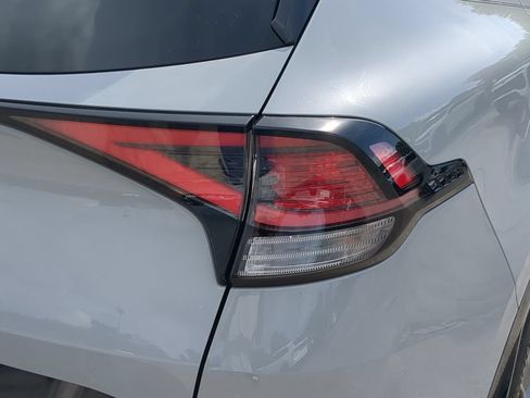 Used 2023 Kia Sportage SX FWD image 7