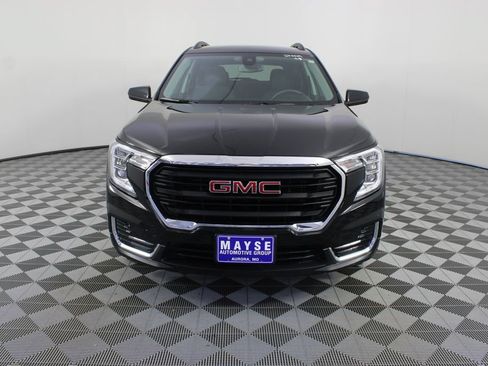 Used 2024 GMC Terrain SLE w/ Driver Convenience Package FWD image 27