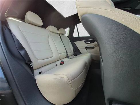Used 2026 Mercedes-Benz GLC 300 4MATIC image 16