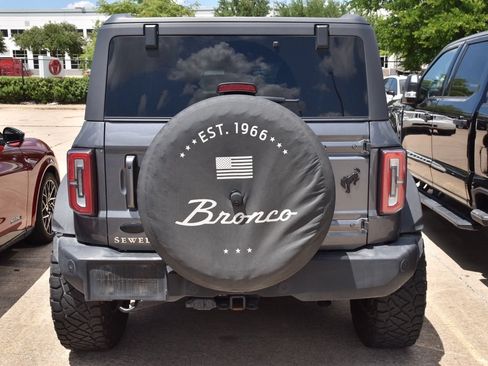 Certified 2023 Ford Bronco Outer Banks w/ Sasquatch Package AWD/4WD image 7