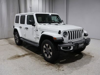 Used 2019 Jeep Wrangler Unlimited Sahara w/ Uconnect 4C Nav & Sound Group