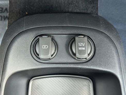 Used 2024 Kia EV6 Light RWD image 33