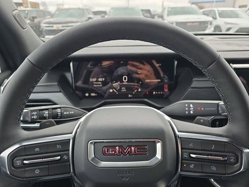 Certified 2025 GMC Acadia Elevation w/ Elevation Premium Package image 11