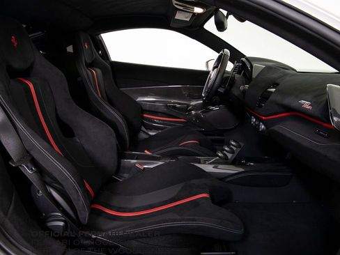 Certified 2019 Ferrari 488 Pista Coupe RWD image 14