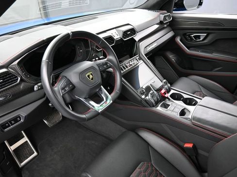 Used 2022 Lamborghini Urus AWD/4WD image 4
