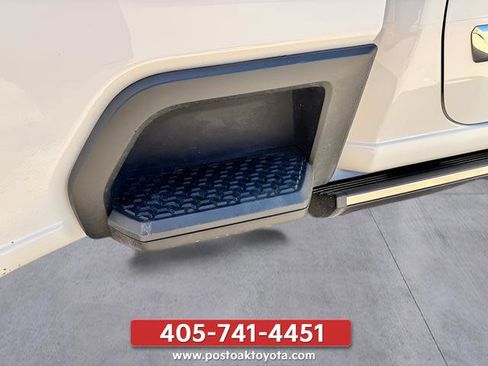 Used 2024 Chevrolet Silverado 3500 High Country w/ High Country Premium Package AWD/4WD image 43