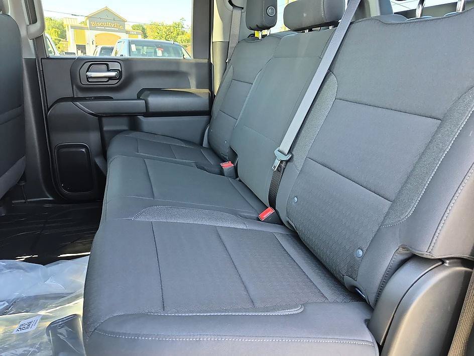 New 2026 Chevrolet Silverado 2500 Custom w/ Custom Convenience Package AWD/4WD image 27