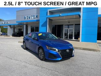 Used 2025 Nissan Altima 2.5 SV video 1