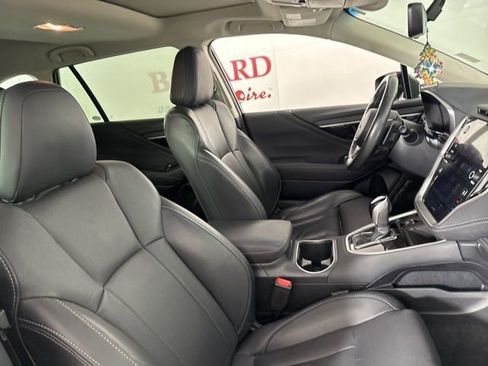 Used 2022 Subaru Outback Limited image 16