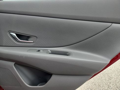 Certified 2024 Hyundai Elantra SEL w/ Convenience Package FWD image 32