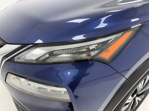 Used 2021 Nissan Rogue SV FWD image 6