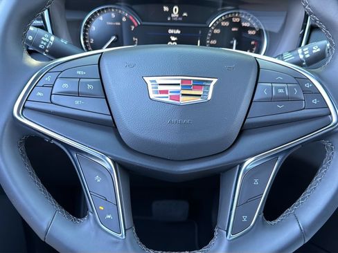 Certified 2026 Cadillac XT5 Luxury FWD image 20