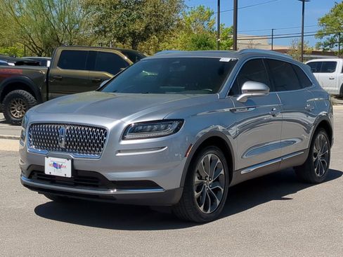 Used 2023 Lincoln Nautilus Reserve image 7