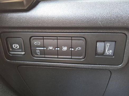 Used 2024 GMC Hummer EV 2X w/ LPO, Illumination Package AWD/4WD image 36