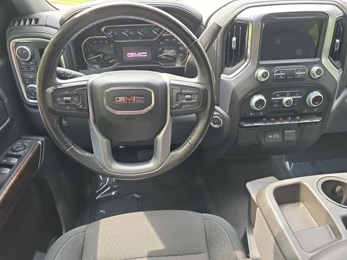 Used 2020 GMC Sierra 1500 SLE w/ SLE Value Package AWD/4WD image 15