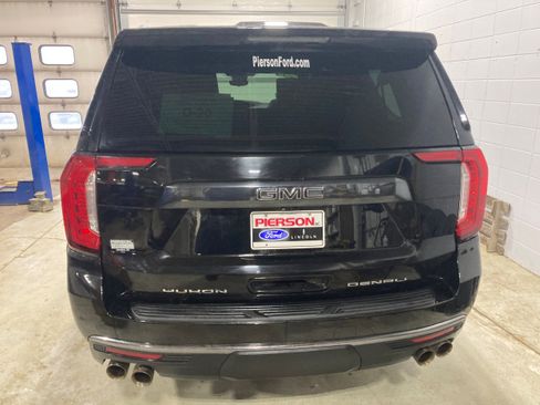 Used 2023 GMC Yukon XL Denali Ultimate image 15