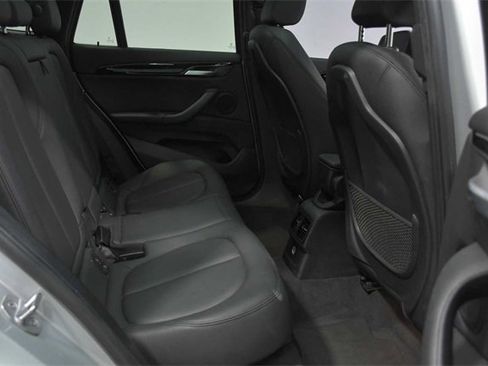 Used 2017 BMW X1 xDrive28i image 18