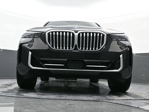 Used 2025 BMW X5 xDrive50e w/ Climate Comfort Package image 25