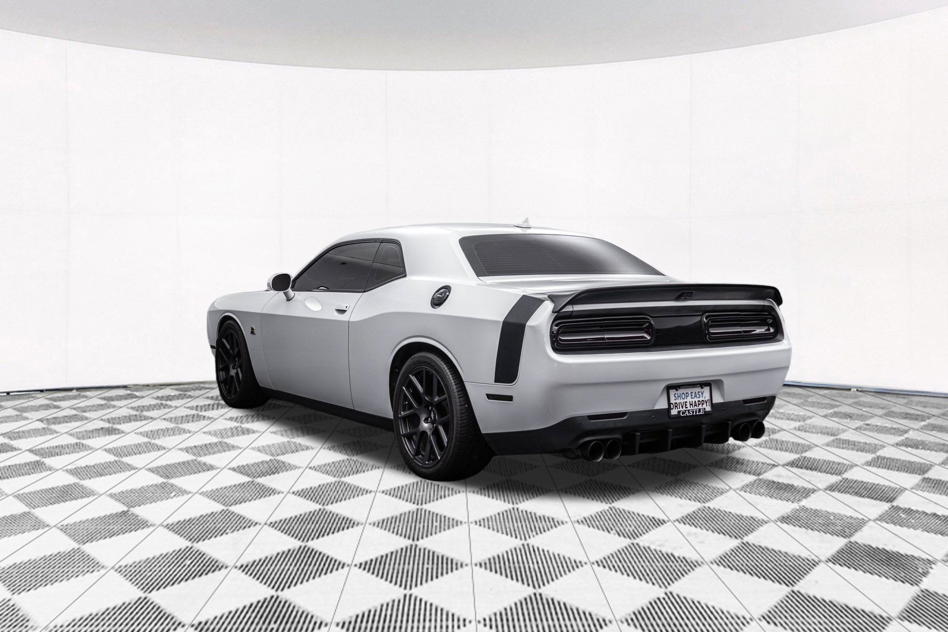 Used 2018 Dodge Challenger R/T Scat Pack w/ Leather Interior Group RWD image 9