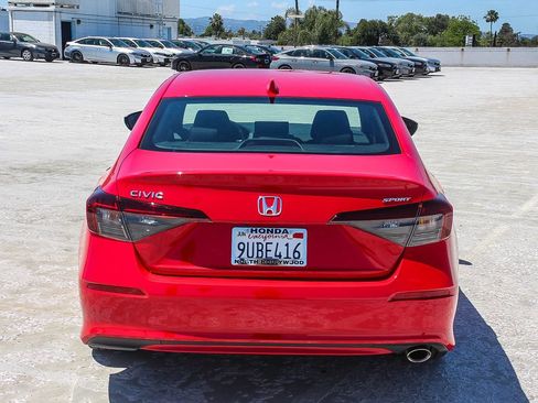 Certified 2025 Honda Civic Sport image 5